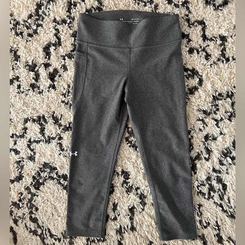 Under Armour Cropped Leggings